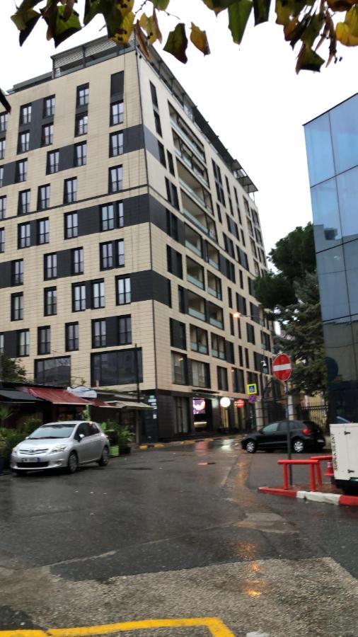 Spiranca Downtown Comfort Apartment Tirana Exterior photo